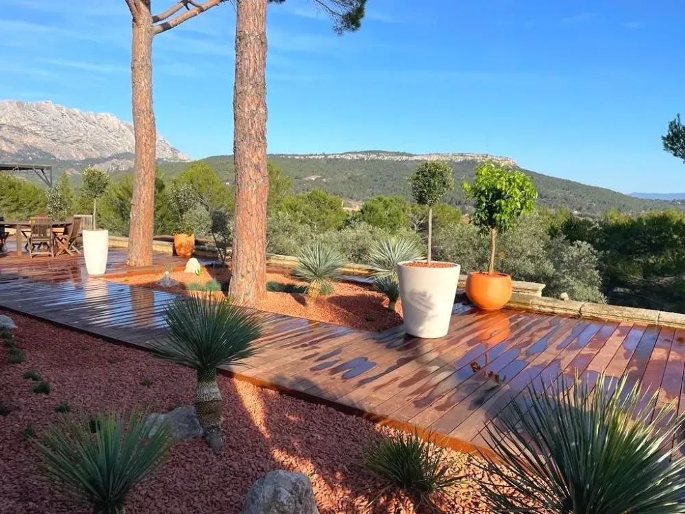 prive-le-tholonet-25